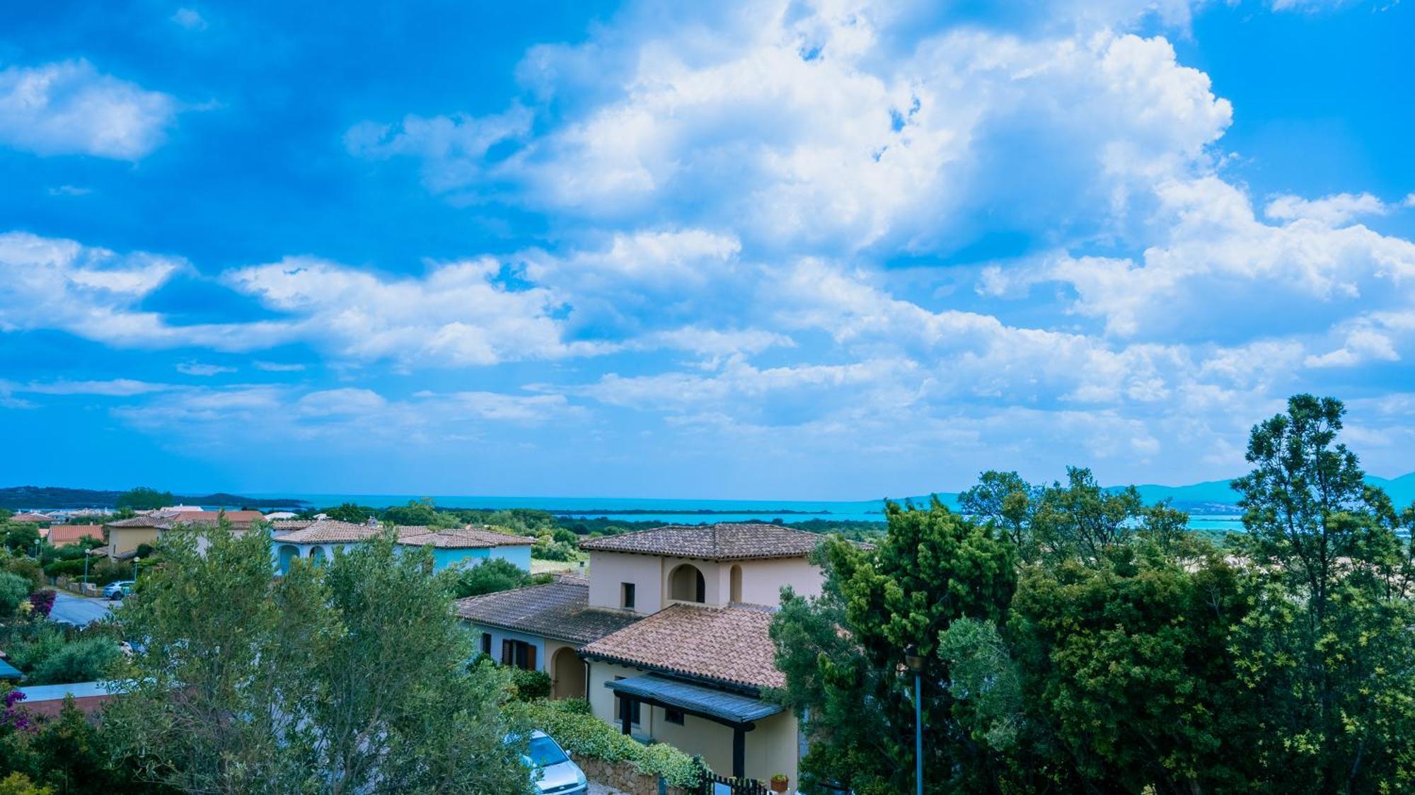 Bed and Breakfast Da Teresa San Teodoro  Esterno foto