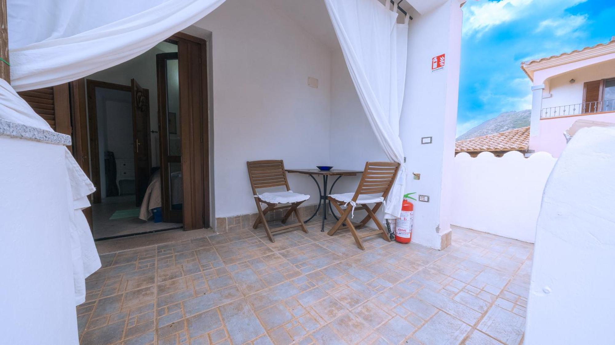 Bed and Breakfast Da Teresa San Teodoro  Esterno foto
