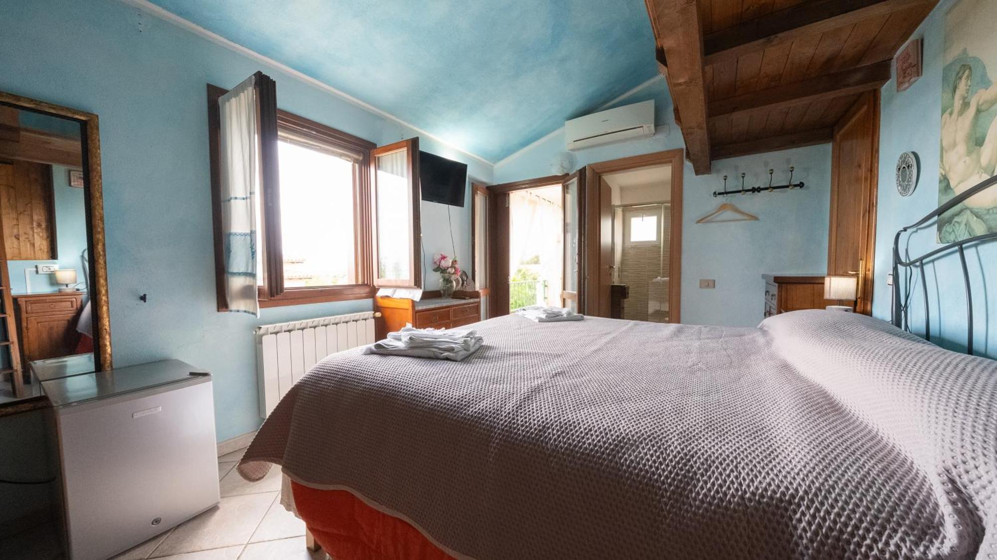 Bed and Breakfast Da Teresa San Teodoro  Esterno foto